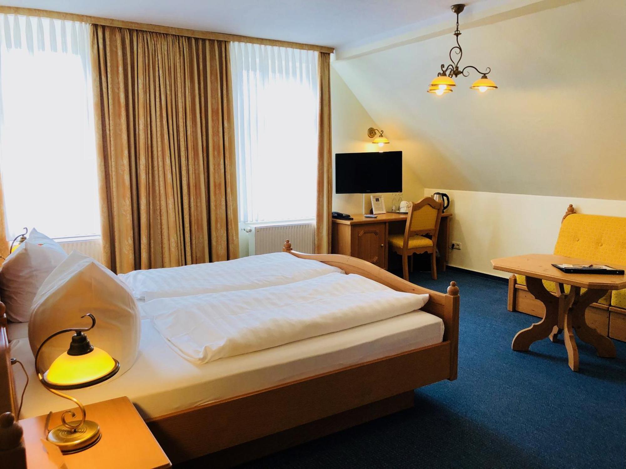 Hotel Waldhaus Oelper *